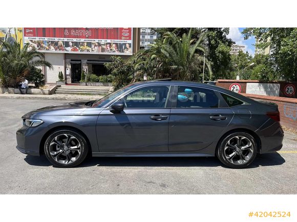 2025 model HONDA CIVIC EXECUTIVE PLUS 182 PS 2.150.000 TL KREDİ