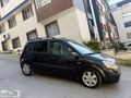 CAM TAVANLI GENİŞ AİLE ARACI