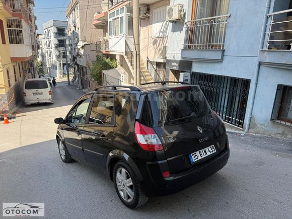 CAM TAVANLI GENİŞ AİLE ARACI