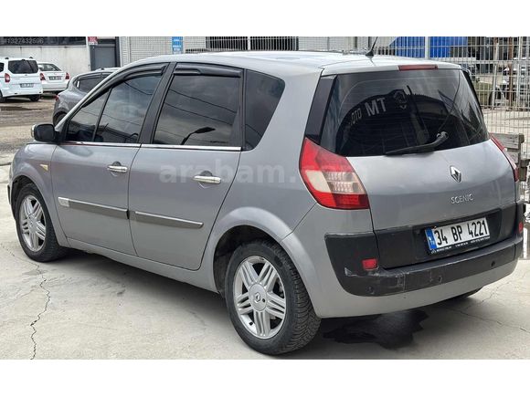 OTOMATİK 2005 RENAULT SCENİC 1.6 PRİVİLEGE SUNROOFLU