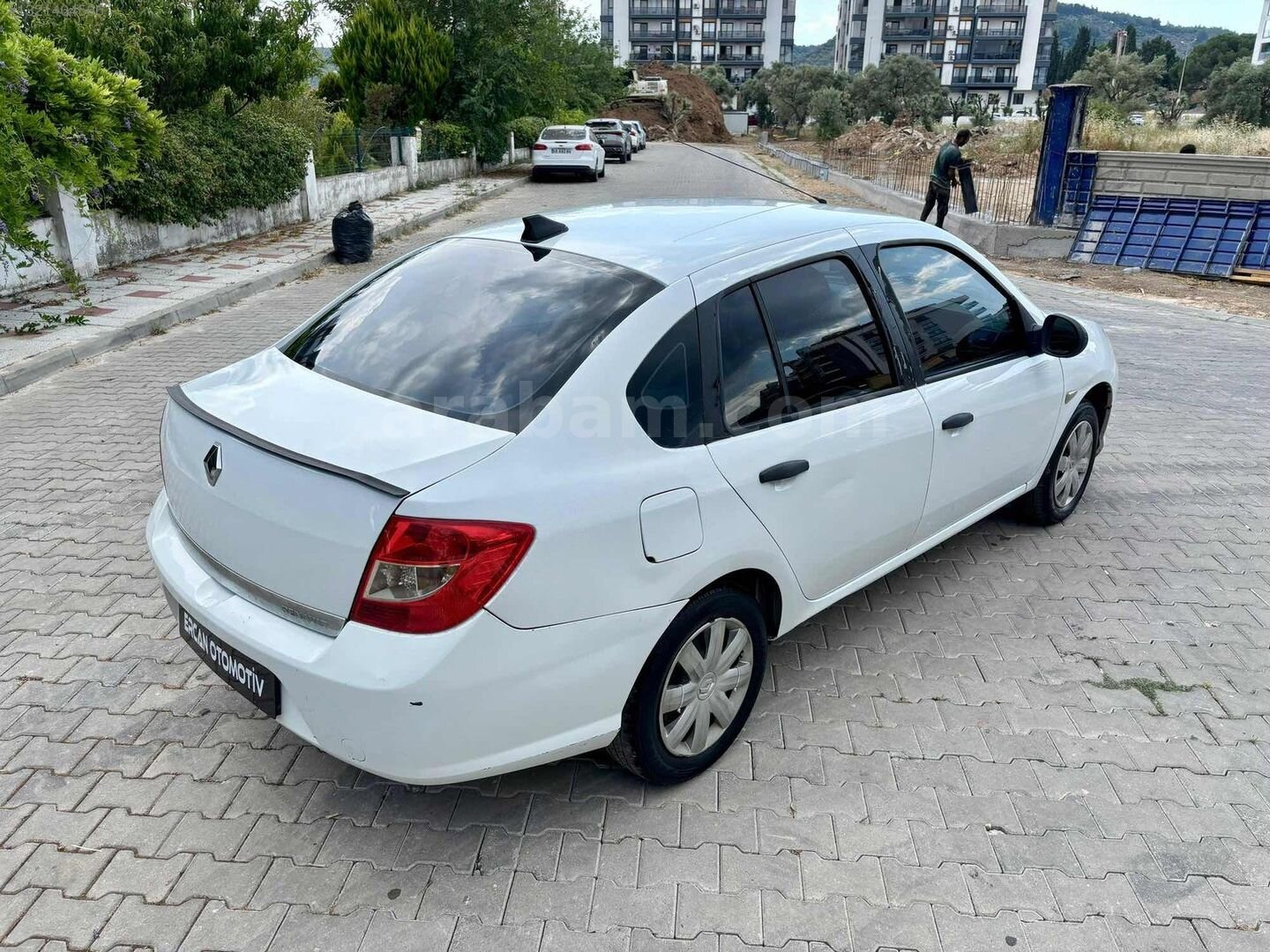 Galeriden Renault Symbol 1.2 Authentique 2012 Model Muğla 160.000 km Beyaz 7