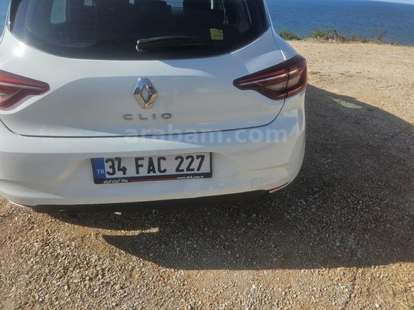 Sahibinden Renault Clio 1.0 TCe Joy 2022 Model