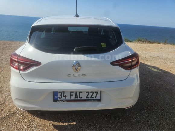 Sahibinden Renault Clio 1.0 TCe Joy 2022 Model