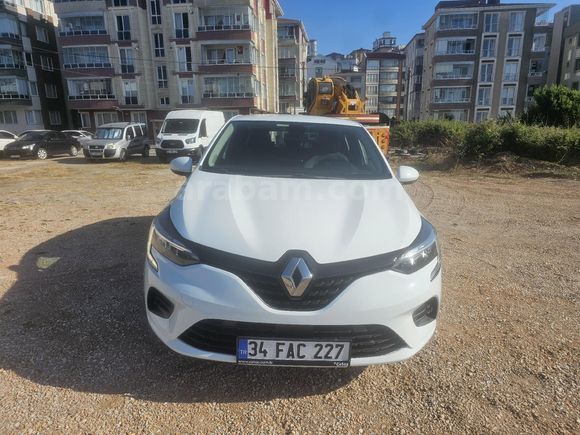 Sahibinden Renault Clio 1.0 TCe Joy 2022 Model