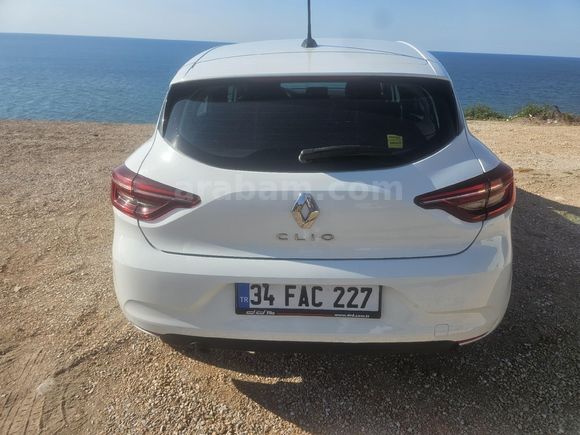 Sahibinden Renault Clio 1.0 TCe Joy 2022 Model