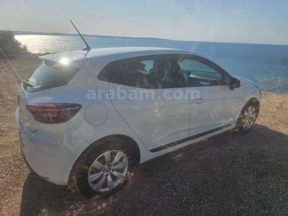 Sahibinden Renault Clio 1.0 TCe Joy 2022 Model