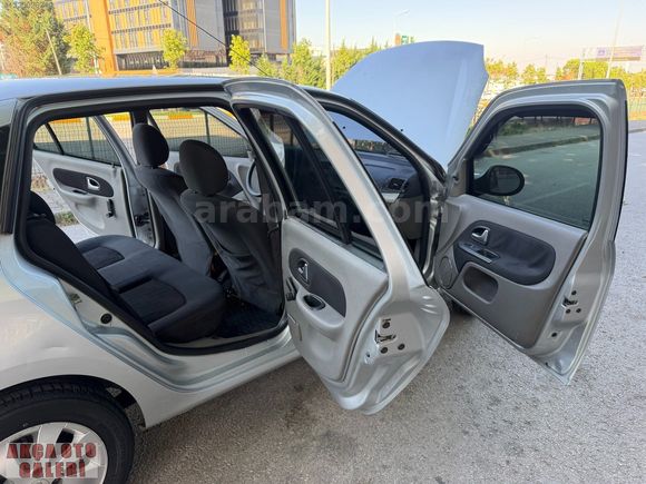 AKÇA OTODAN 2012 MODEL 170.000KM DE 1.2 16V SYMBOLL EXPRESSİON