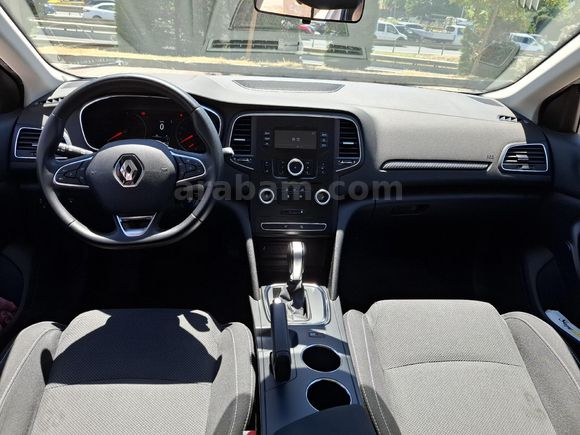 Sahibinden Renault Megane 1.3 TCe Joy 2021 Model
