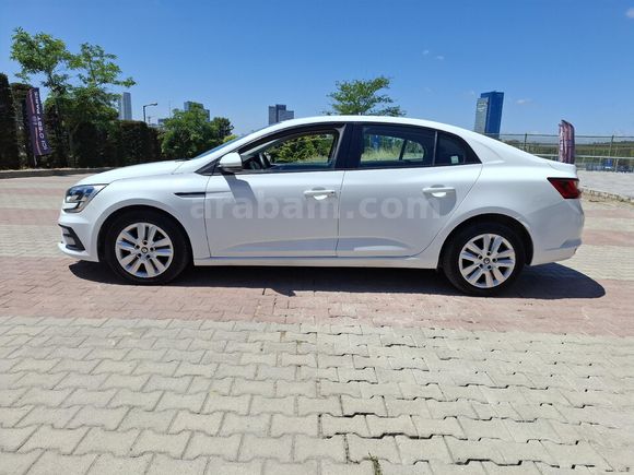 Sahibinden Renault Megane 1.3 TCe Joy 2021 Model