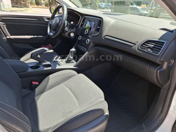 Sahibinden Renault Megane 1.3 TCe Joy 2021 Model