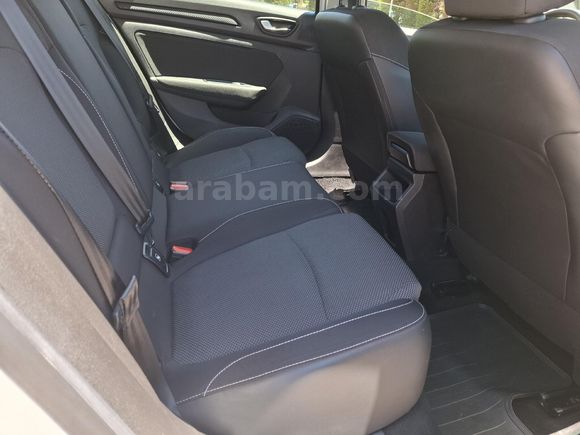 Sahibinden Renault Megane 1.3 TCe Joy 2021 Model