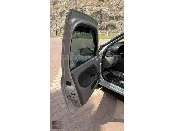 2011 RENAULT SYMBOL 1.4 BENZİNLİ FULL BAKIMLI MASRAFSIZ
