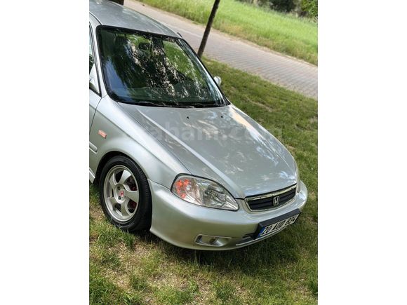 Sahibinden Honda Civic 1.6 i ES 2000 Model