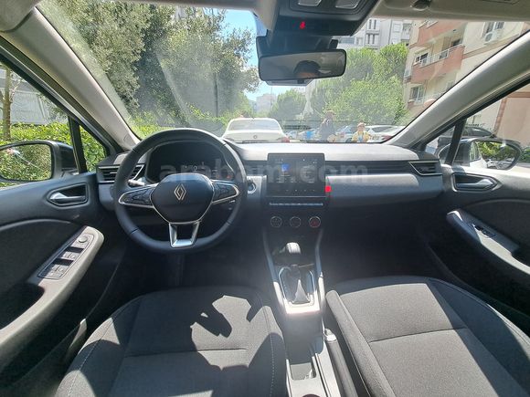 HATASIZ 2026 CLİO 1.0 TCE EVOLUTİON GSR2 "GERİGRŞ+CARPLAY"
