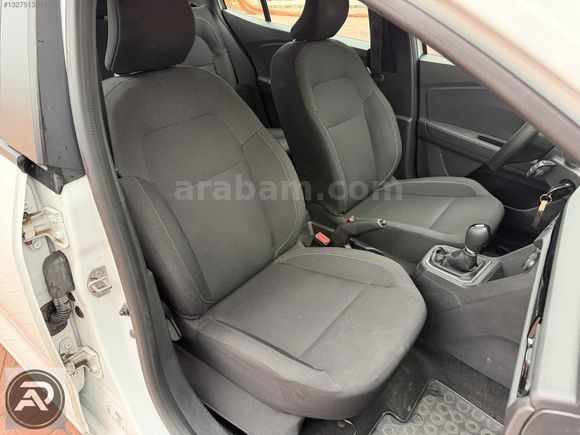 PODIUM AUTO 2024 TALİANT S.BAKIMLI PARK SENSÖRÜ GSR'Lİ