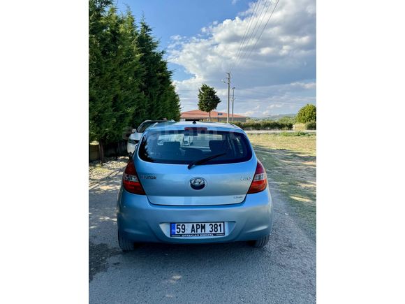 Sahibinden Hyundai i20 1.4 CRDi Select 2009 Model 