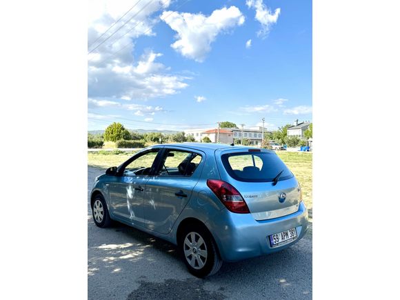 Sahibinden Hyundai i20 1.4 CRDi Select 2009 Model 
