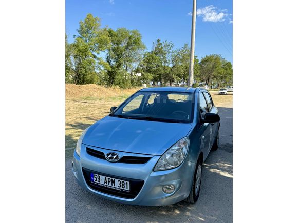 Sahibinden Hyundai i20 1.4 CRDi Select 2009 Model 