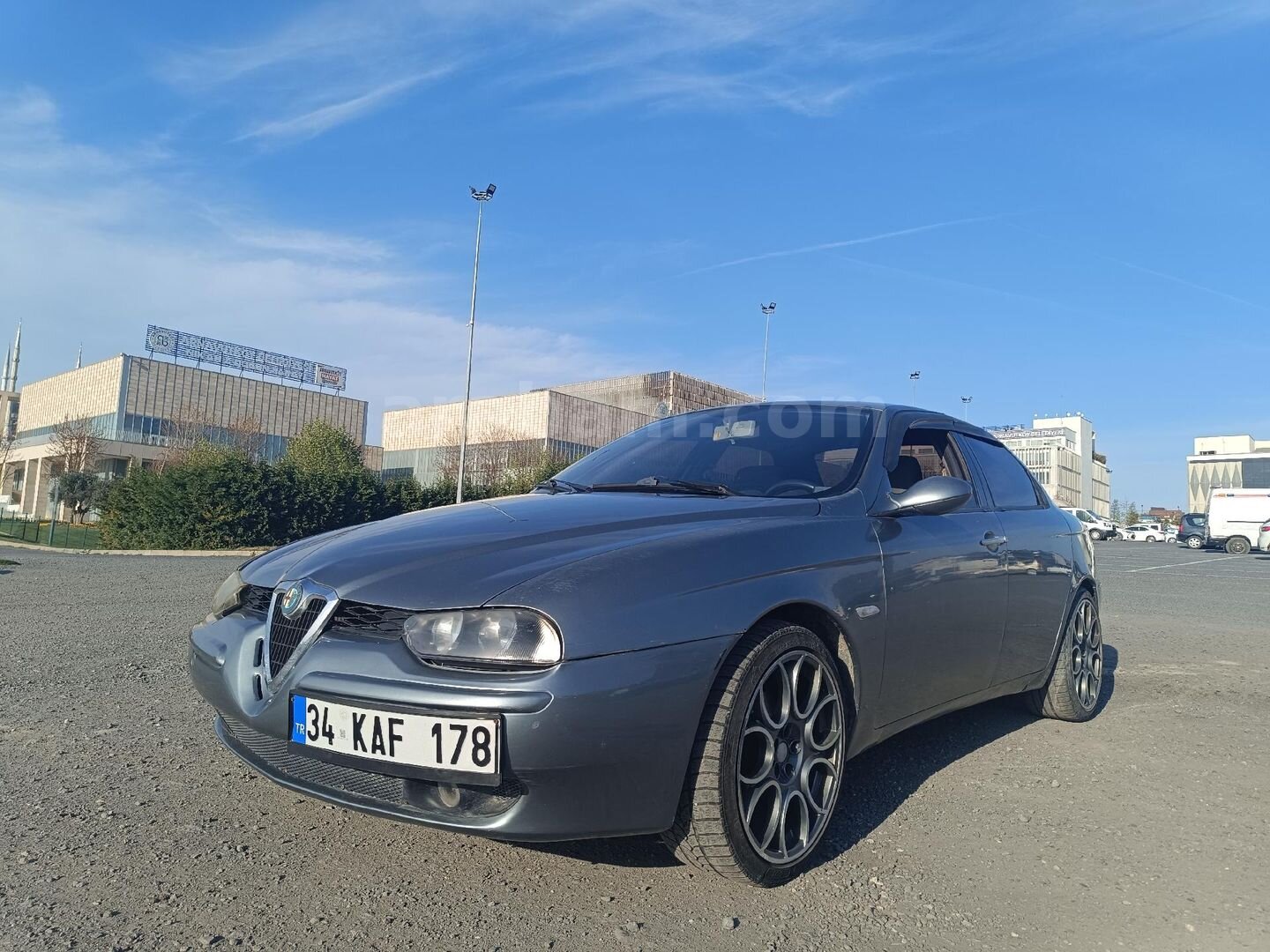 Sahibinden Alfa Romeo 156 1.6 TS 2001 Model İstanbul 320.000 km Gri (metalik) 1