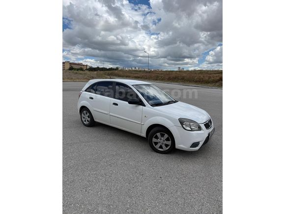 Sahibinden Kia Rio 1.5 CRDi Trend 2011 Model