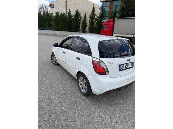 Sahibinden Kia Rio 1.5 CRDi Trend 2011 Model
