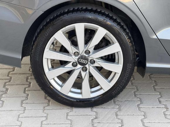 EMY PLAZADAN EMSALSİZ TEMİZLİKTE AUDİ A3