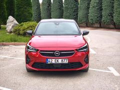 OPEL CORSA 1.2 T ULTİMATE  CAM TAVAN OTOMATİK VİTES DÜŞÜK KM