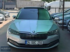 36 AYA KADAR TAMANINA KREDİ 2023 SKODA SUPERBE.CAM TAVAN