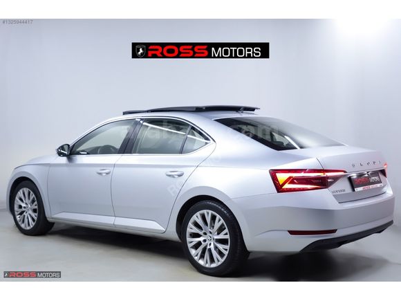 ROSS' dan 2023 SKODA SUPERB PRESTİGE SERVİS BAKIMLI