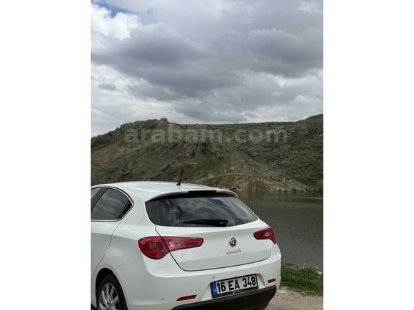 Sahibinden Alfa Romeo Giulietta 1.6 JTD Distinctive 2012 Model 