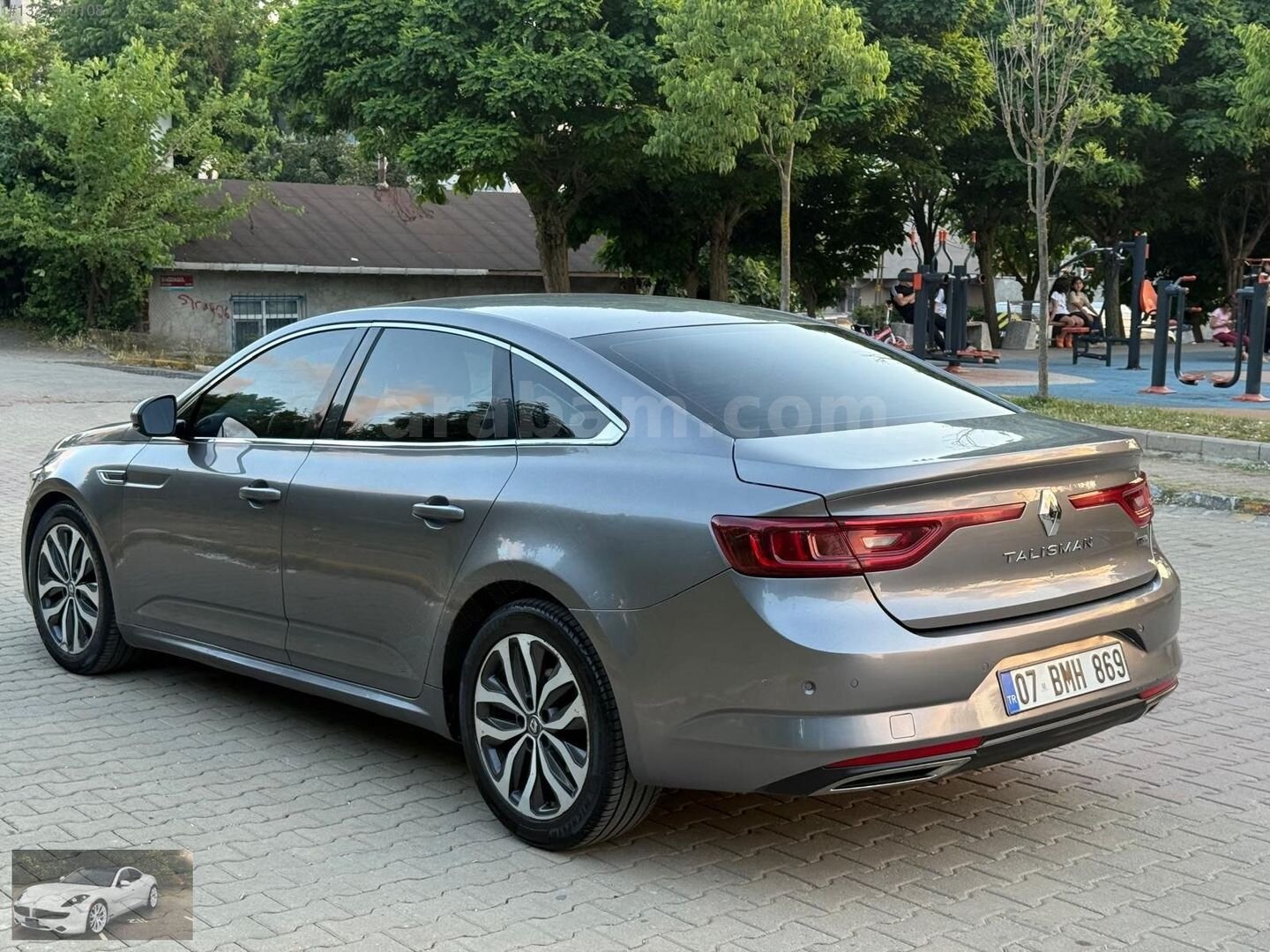 Galeriden Renault Talisman 1.6 dCi Touch 2016 Model İstanbul 300.000 km Gri 6