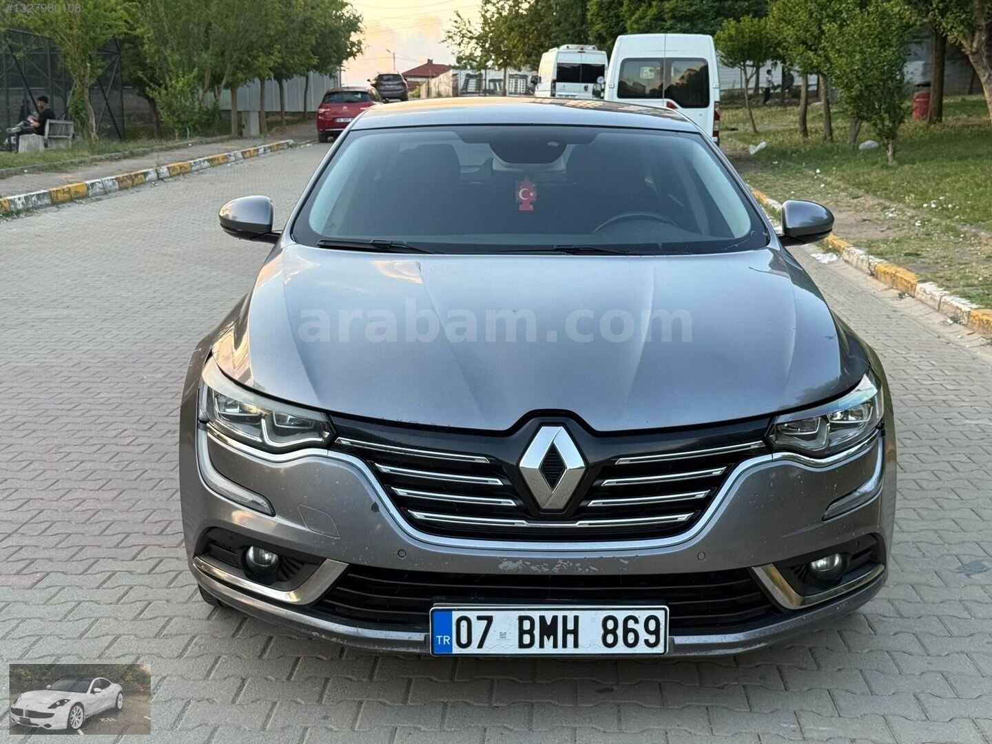 Galeriden Renault Talisman 1.6 dCi Touch 2016 Model İstanbul 300.000 km Gri 2