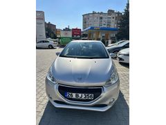 Sahibinden Peugeot 208 1.2 PureTech Active 2015 Model  120.000 km Gri (Gümüş)