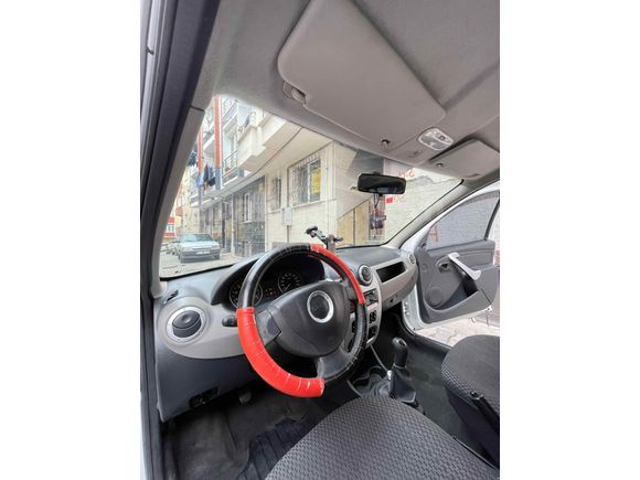 Sahibinden Dacia Sandero 1.2 Ambiance 2012 Model 