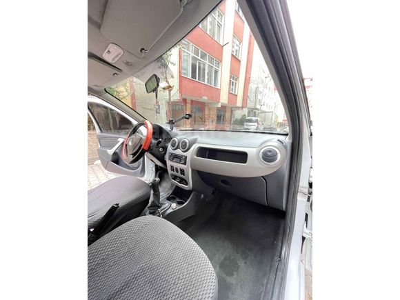 Sahibinden Dacia Sandero 1.2 Ambiance 2012 Model 