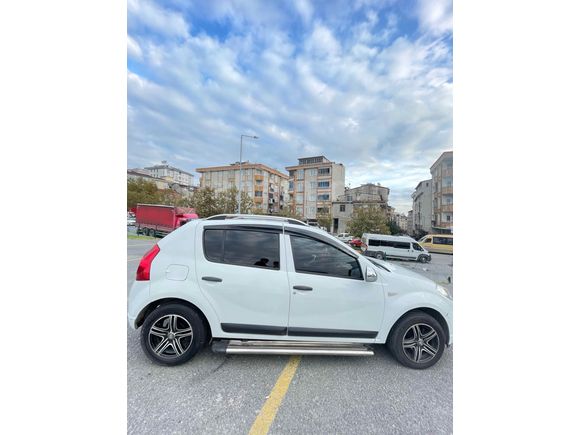 Sahibinden Dacia Sandero 1.2 Ambiance 2012 Model 