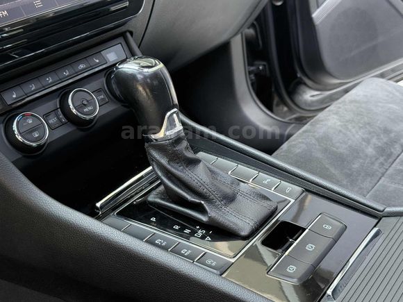 2016 MODEL CAM TAVAN DEĞIŞENSİZ TEMİZ BAKIMLI
