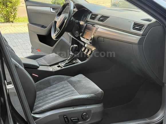2016 MODEL CAM TAVAN DEĞIŞENSİZ TEMİZ BAKIMLI