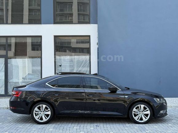 2016 MODEL CAM TAVAN DEĞIŞENSİZ TEMİZ BAKIMLI