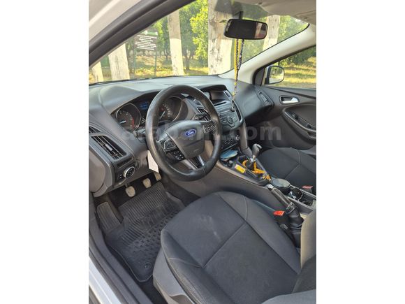 Sahibinden orjinal Ford Focus 1.6 TDCi Trend X