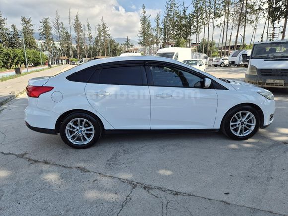 Sahibinden orjinal Ford Focus 1.6 TDCi Trend X