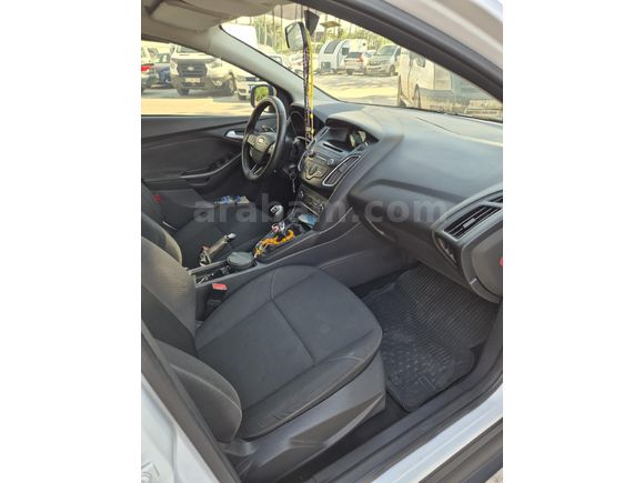 Sahibinden orjinal Ford Focus 1.6 TDCi Trend X