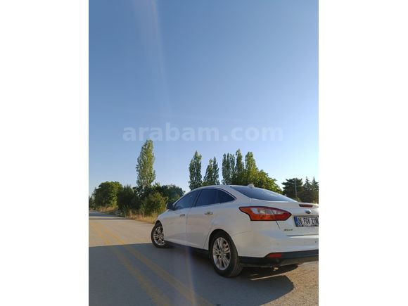 Sahibinden Ford Focus 1.6 Ti-VCT Style 2013 Model
