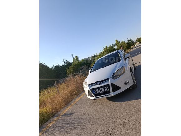 Sahibinden Ford Focus 1.6 Ti-VCT Style 2013 Model