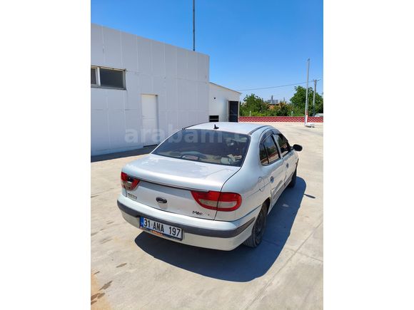 Sahibinden Renault Megane 1.6 RTA 2000 Model 