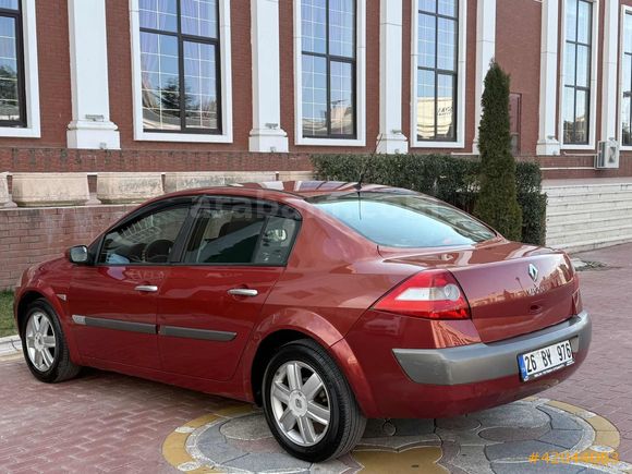 2004 MODEL 145 BİN KM DE BENZİNLİ MEGANE 2 CAM GİBİ...