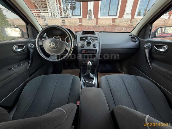 2004 MODEL 145 BİN KM DE BENZİNLİ MEGANE 2 CAM GİBİ...
