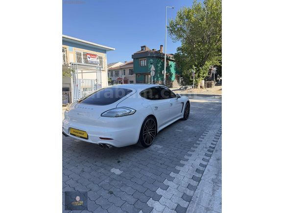 AHJAAZ GROUP'TAN PANAMERA DİESEL