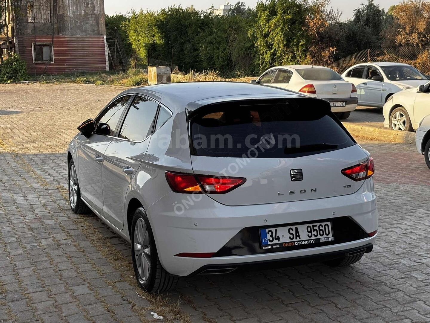 Galeriden Seat Leon 1.6 TDI Style 2017 Model Mardin 285.000 km Beyaz 6