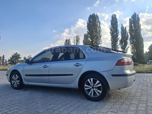 Galeriden Renault Laguna 1.6 Expression 2005 Model Uşak